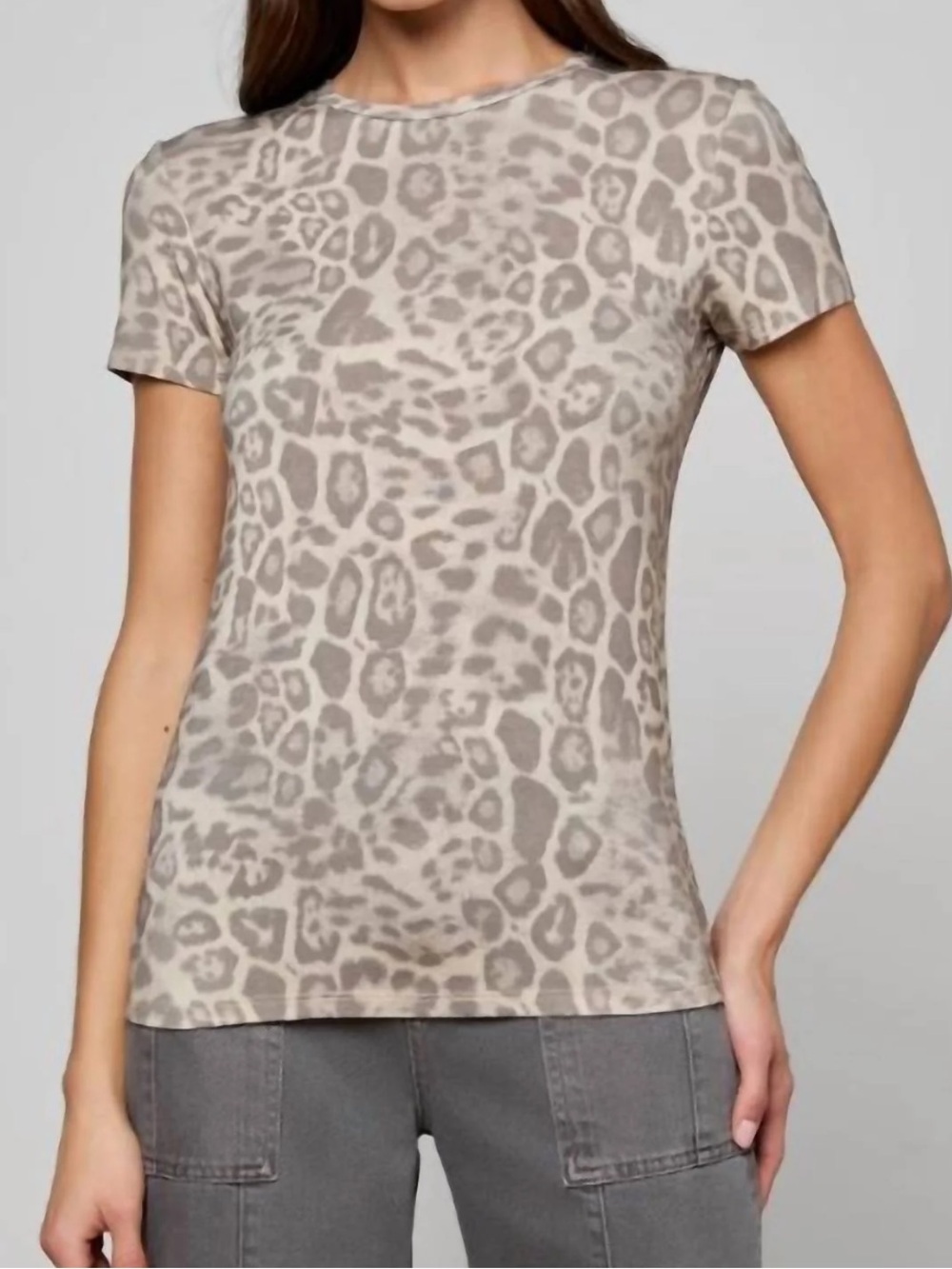 L’AGENCE Ressi gray jaguar print short sleeve top